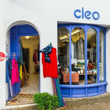 Cleo Gallery Apartments Кенмар Экстерьер фото